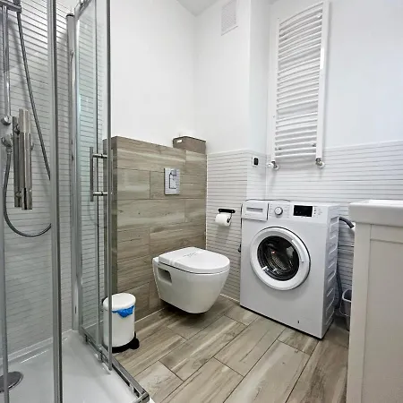 Kolorowe Balkony By Baltic アパート *